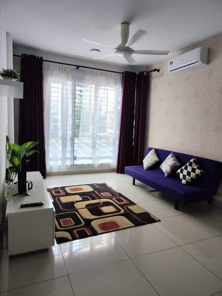 Putra 1 Pool Homestay Bandar Seri Putra Kampong Sungai Buah Kültér fotó